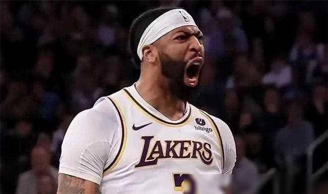 jiuyou-浓眉哥连续七场比赛得分超过出色防守，美国队不断突破！再创辉煌时刻的简单介绍